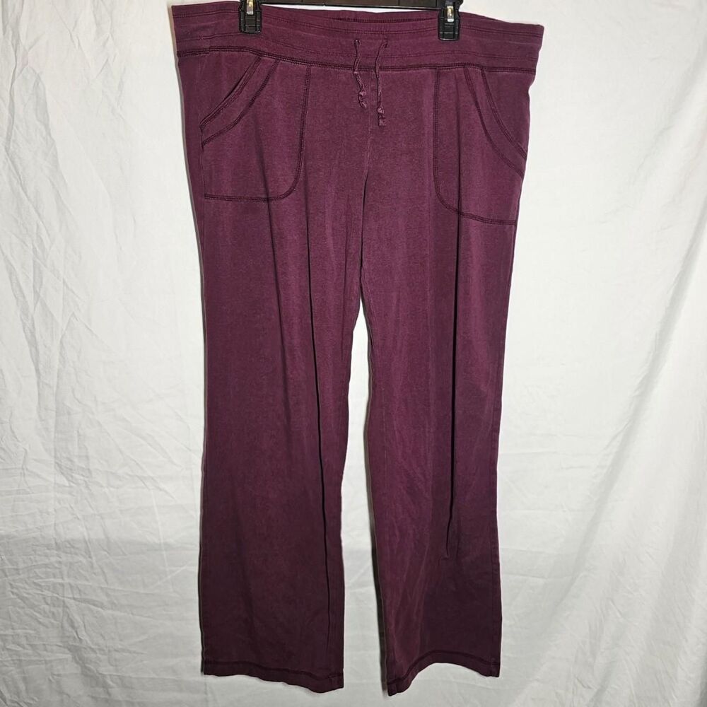 maroon low rise slight flare straight leg athletic athleisure pants